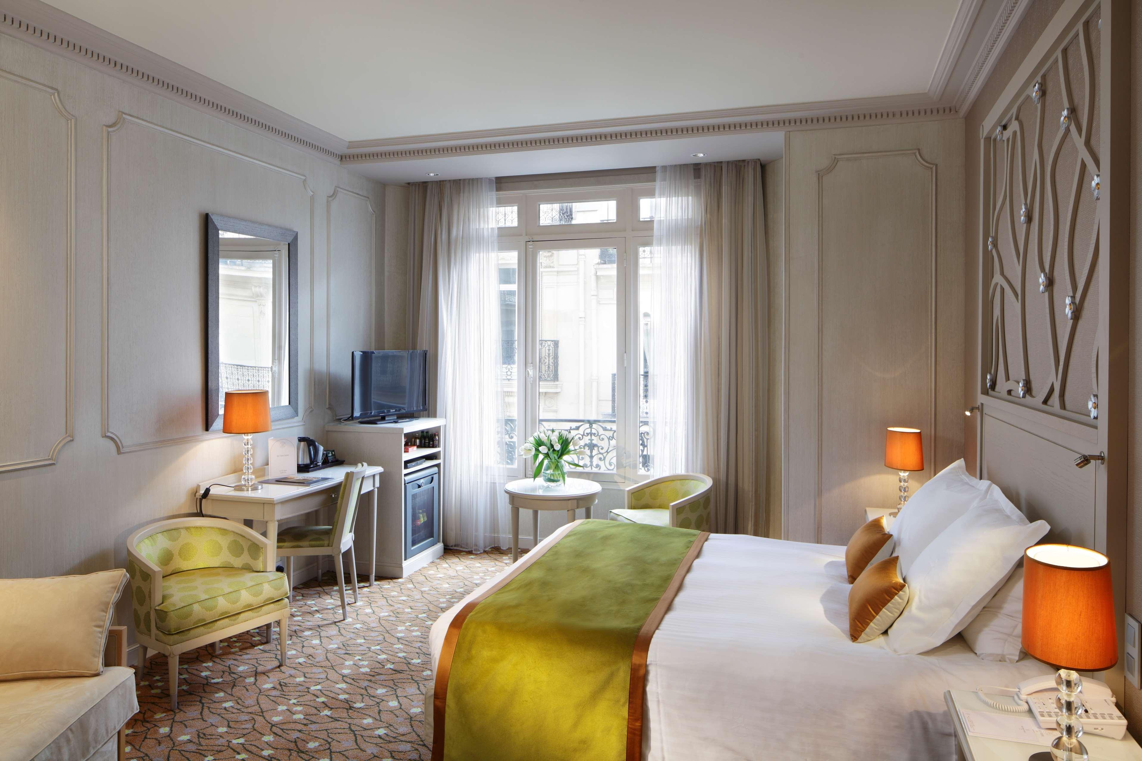 Hotel Chateau Frontenac Paris Exteriör bild